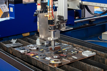 Laser cutting machine