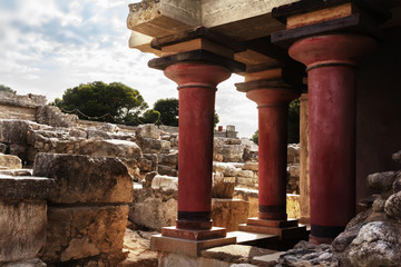 Knossos palace