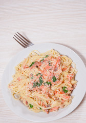 spaghetti with salmon creamy sauce