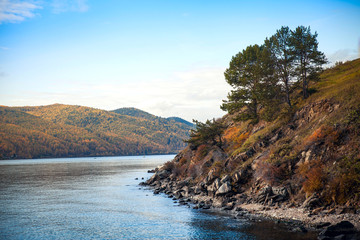 Fototapeta premium rocky coast of Lake Baikal.