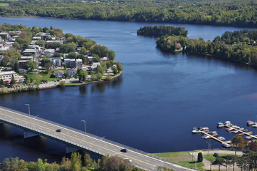 Rivi&egrave;re Saint-Maurice &agrave; Shawinigan