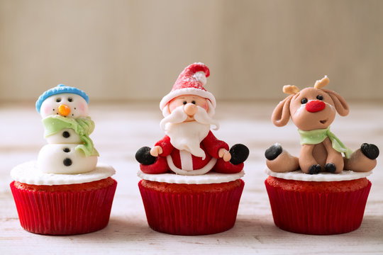Three christmas cupcakes
