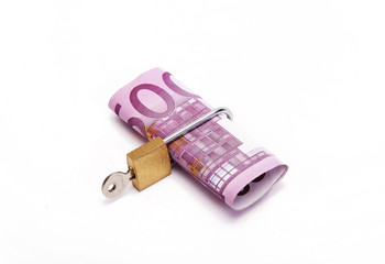 five hundred euros locked