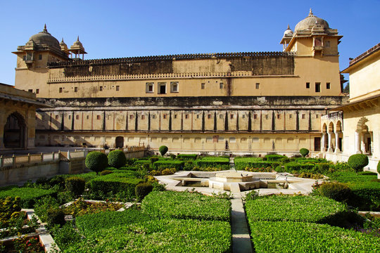 jardin du Diwan-i-Khas