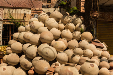 Obraz premium Vasijas de barro en India.