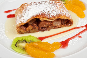Apple strudel