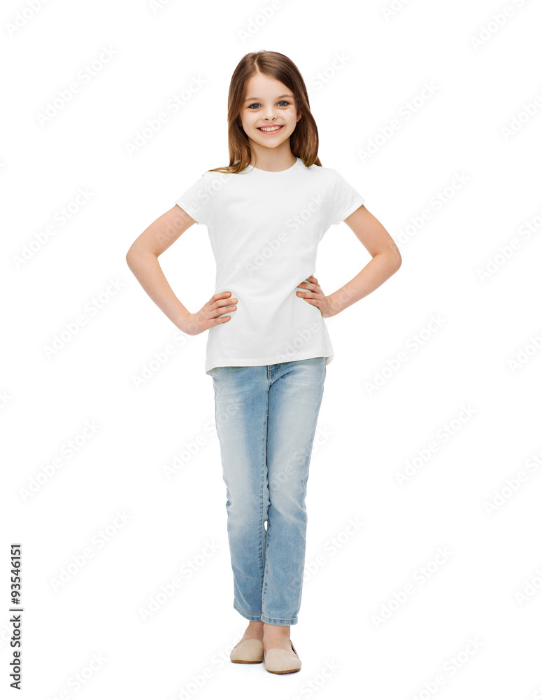 Poster smiling little girl in casual clothes