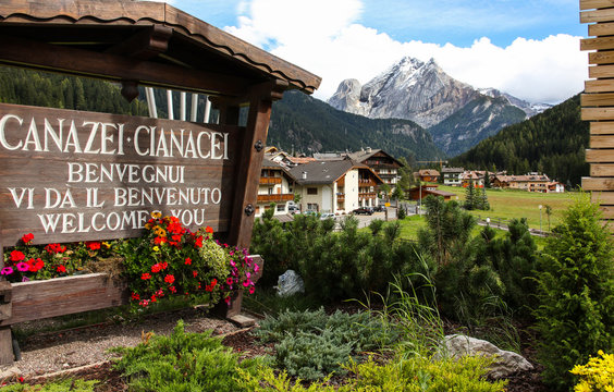 Willkommen in Canazei - Dolomiten