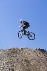 Fototapeta na wymiar BMX rider stunt