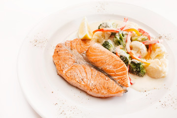 salmon steak with vegetables