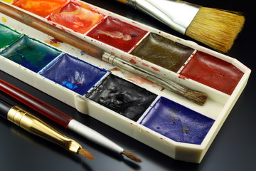 Watercolor paints for drawing