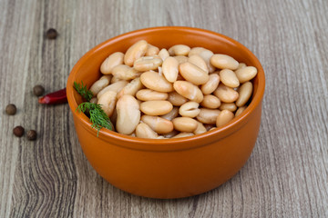 Canned white beans