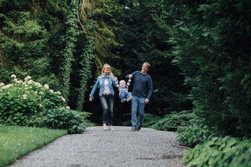 Fototapeta premium Happy family outdoor.