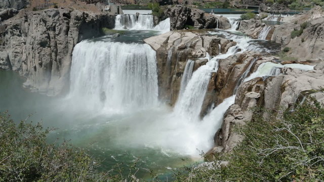 Shoshone Falls Snake River snap pan from lookout slow HD 8178