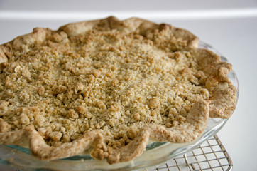 dutch apple pie with crumb crust with a wavy crust