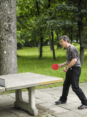 Tischtennisspiel als Freizeitsport