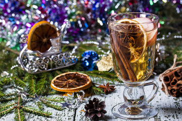 mulled white wine