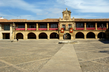Fototapeta premium Square of Santo Domingo de la Calzada , La Rioja, Spain