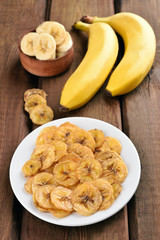 Chips and fresh bananas
