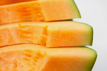 slices of cantaloupe melon