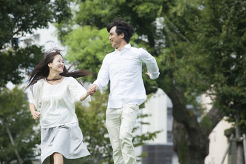 若い男女のカップル