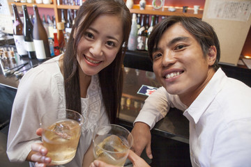 若い男女のカップル