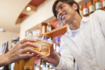 若い男女のカップル