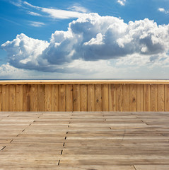 terrasse et rambarde bois avec vue mer