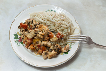 spaghetti with chicken