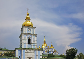Fototapeta na wymiar Golden-Domed Monastery of St. Michael in Kiev. Ukraine