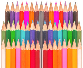  boîtes de crayons de couleurs 