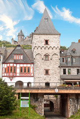 Obraz premium Der Kranenturm von Bacharach am Rhein