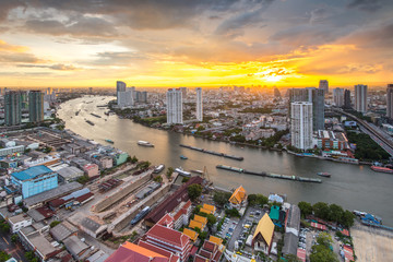 Fototapeta na wymiar View of Chaophraya river at twilight time, Bangkok, Thailand 