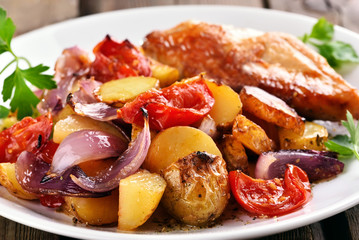 Roasted vegetables with chicken meat