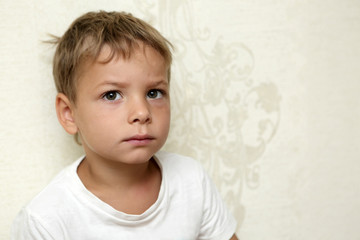 Fototapeta premium Pensive boy