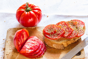 Bread with tomato and basil