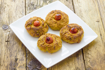 Meatballs with tomato