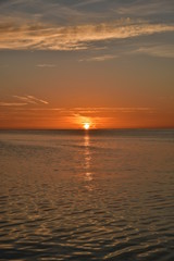 Sonnenaufgang am roten Meer
