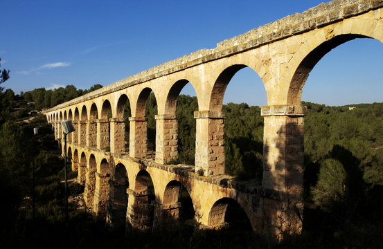 Pont del Dimoni, Devil's Bridge, Roman aqueduct in Tarragona, Sp