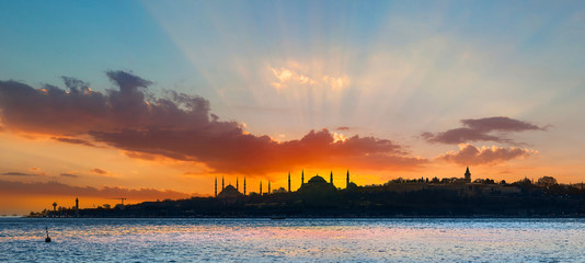 Naklejka premium Famous peninsula of istanbul