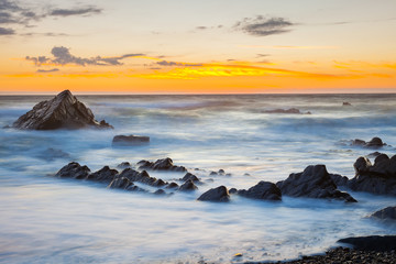 Obraz premium Sunset at Sandymouth Beach Cornwall