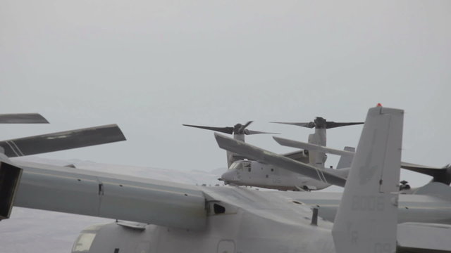 Aircraft V22 Osprey verticle landing P HD 9416