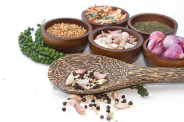 fresh and dries spices and flavorings