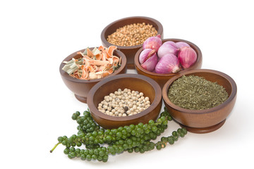 fresh and dries spices and flavorings