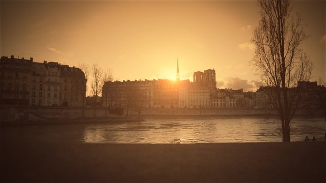 Notre Dame Pont Louis Philippe Paris