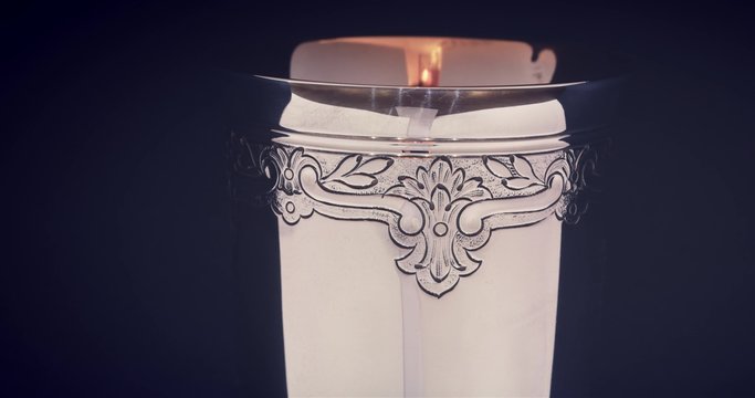 Timbale en argent timelapse objet