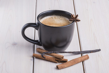 Zimowa kawa z anyżem, wanilią i cynamonem