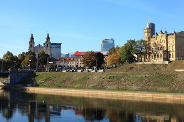 Obraz premium The buildings on the right bank of the Neris