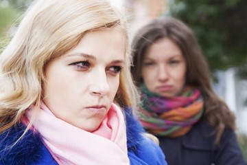 girlfriends in conflict