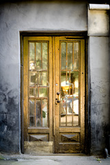 Fototapeta na wymiar The old vintage wooden doors
